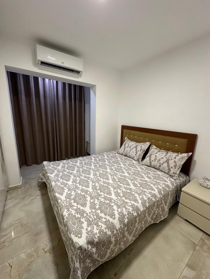 Tirane, jepet me qera apartament 1+1 Kati 2, 65 m² 550 € (Vasil Shanto)