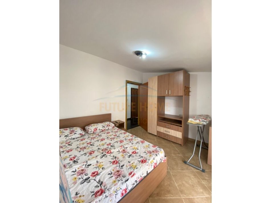 Mali Robit, shitet apartament 2+1 Kati 3, 95 m² 125,000 € (Mali i Robit)
