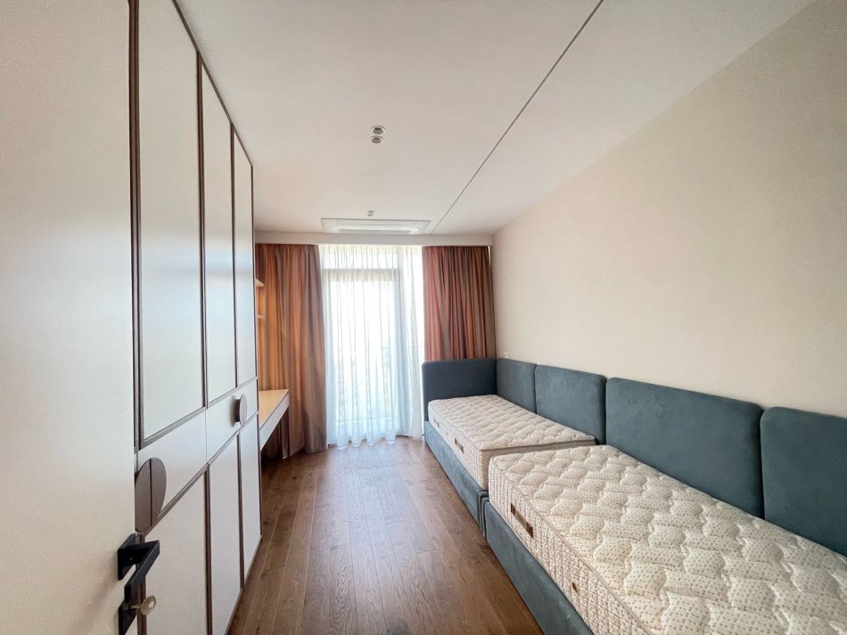 Tirane, shes apartament 2+1+Aneks+Ballkon Kati 8, 130 m² 460.000 € (Lakw View 5 Kullat)