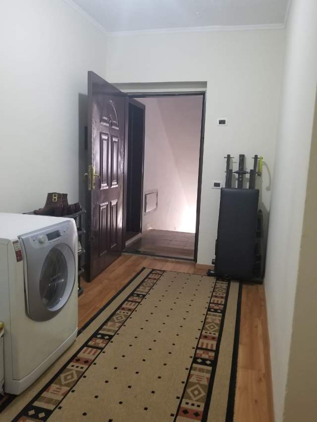 Elbasan, shitet apartament 47 m² 3.800.000 Leke