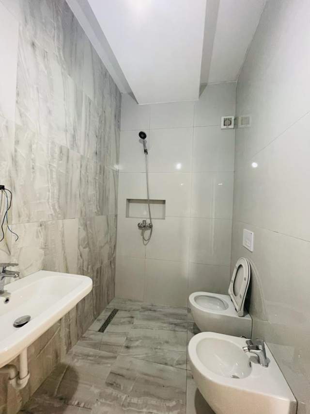 Tirane, shitet apartament 3+1+Aneks+Ballkon Kati 8, 120 m² 179.250 € (rruga jordan misja)