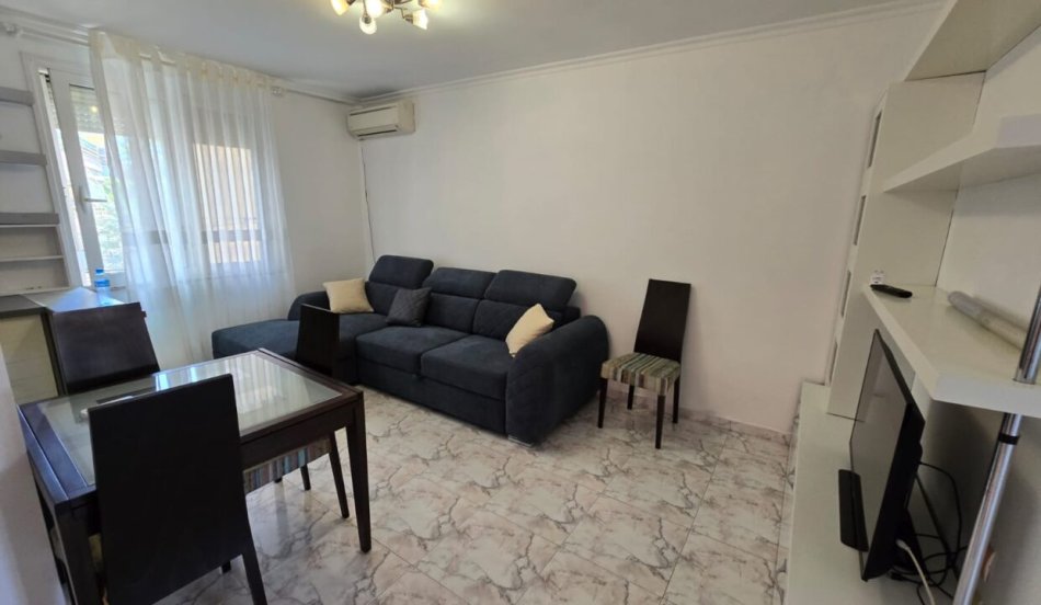 Tirane, shitet apartament 1+1 Kati 3, 50 m² 88.000 € (Hoxha Tahsim)
