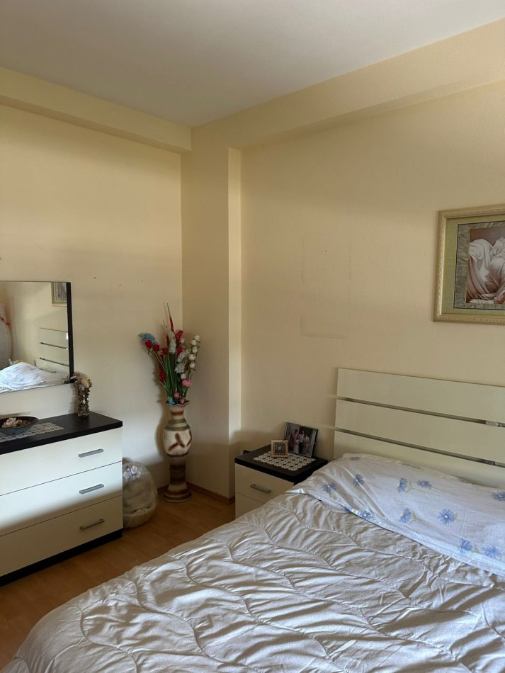 Durres, jepet me qera apartament 1+1+Ballkon Kati 4, 70 m² 420 € (Vollga)