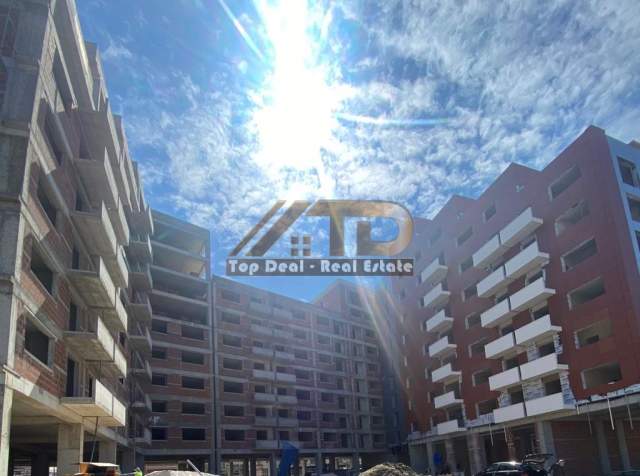Tirane, shitet garazh Kati -1, 60 m² 600 Euro/m2