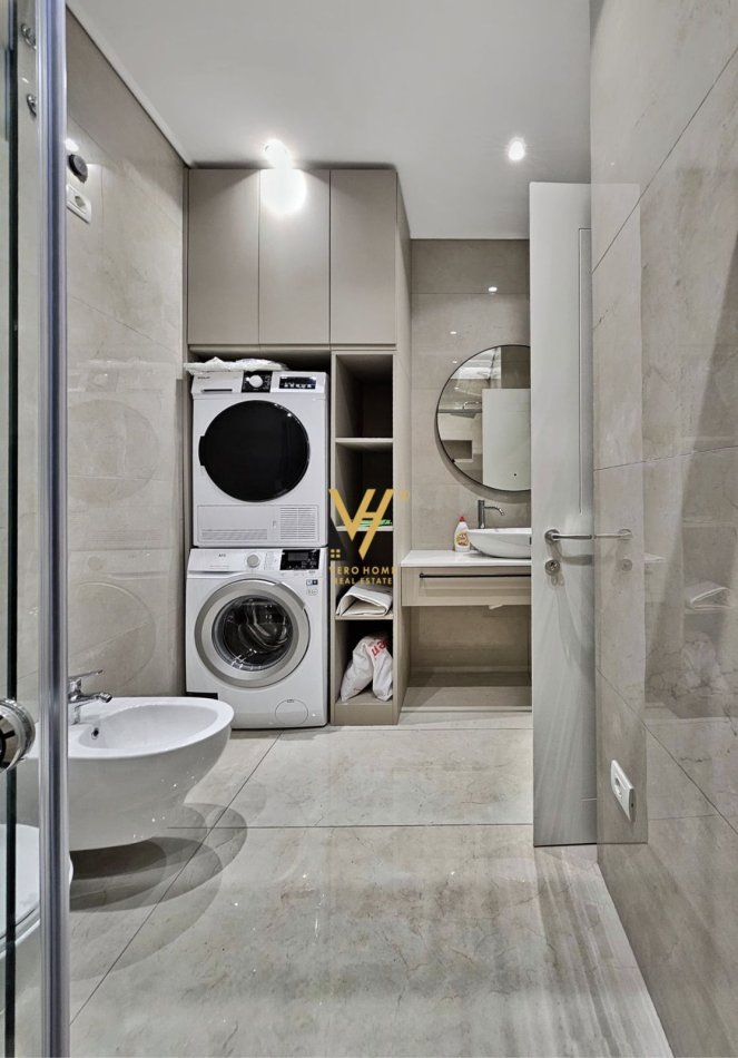 Tirane, jepet me qera apartament 2+1+Ballkon Kati 2, 90 m² 1.000 € (TEG)