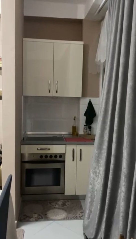 Tirane, jepet me qera apartament 2+1 Kati 5, 65 m² 450 € (rruga e Dibres)