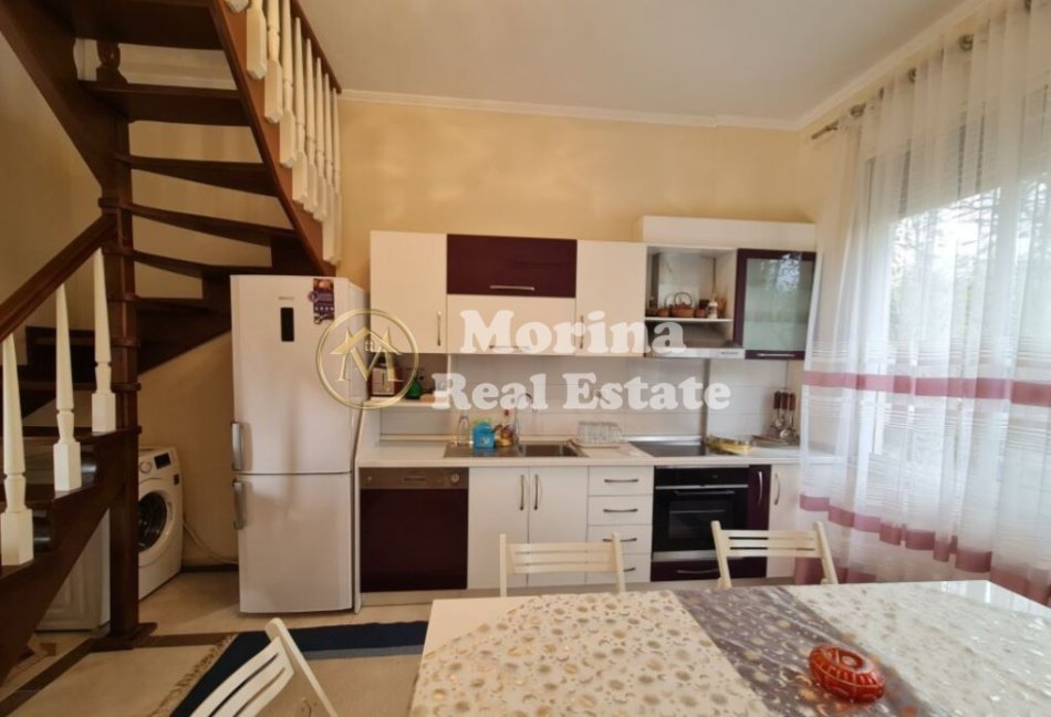 Tirane, jepet me qera apartament duplex 2+1 Kati 2, 126 m² 450 € (Mullet)