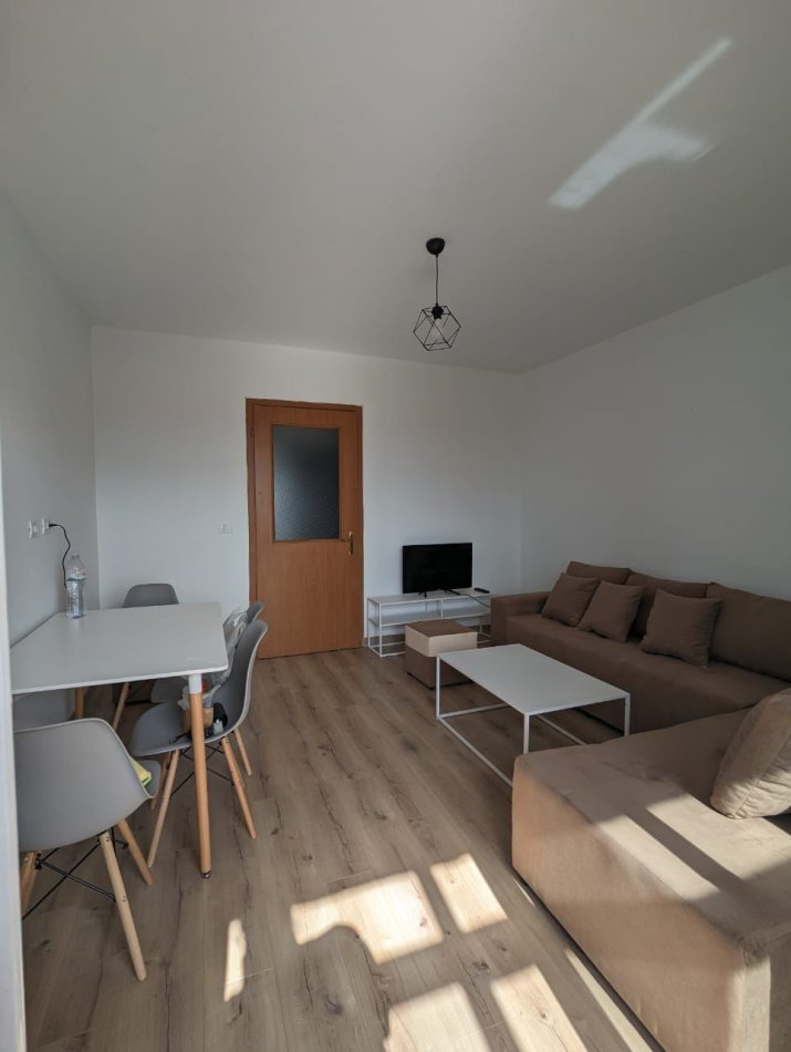 Tirane, jepet me qera apartament 2+1, Kati 7, 70 m² 500 € (Don Bosko)