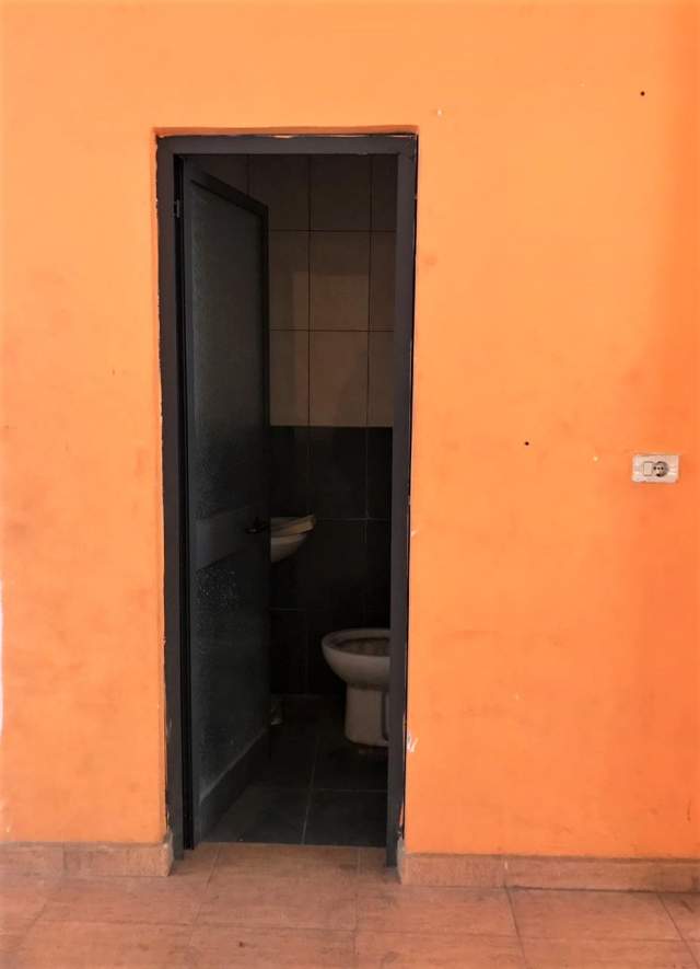 Tirane, shitet ambjent biznesi 77 m² 84.700 Euro