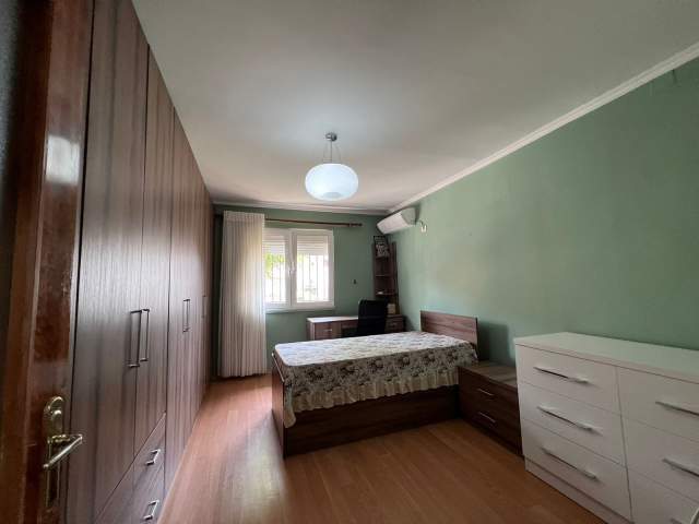 Tirane, jepet me qera apartament 2+1 Kati 2, 78 m² 500 Euro (ali demi)
