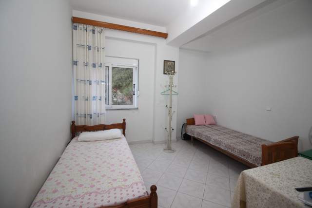 Sarande, shitet apartament 160 m² 80.000 Euro
