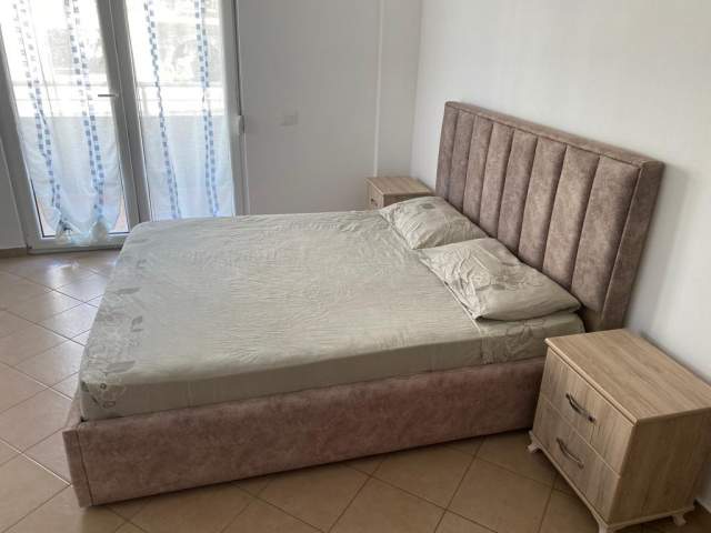 Tirane, jepet me qera Vile 3+1+BLK Kati 3, 140 m² 70.000 Leke (rruga Arben Broci)