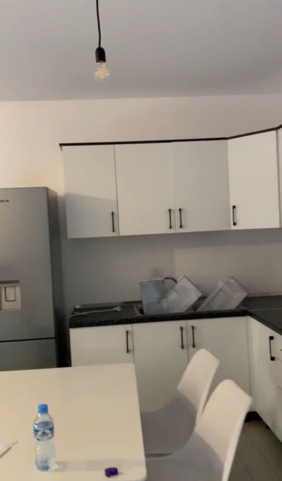 Tirane, jepet me qera apartament 1+1+Ballkon Kati 7, 60 m² 500 € (Don Bosko , Kompleksi Fiori di Bosko)