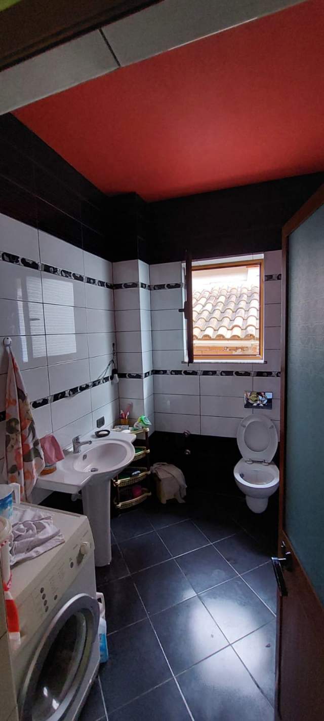Tirane, shitet shtepi Kati 2, 135 m² 367.000 Euro