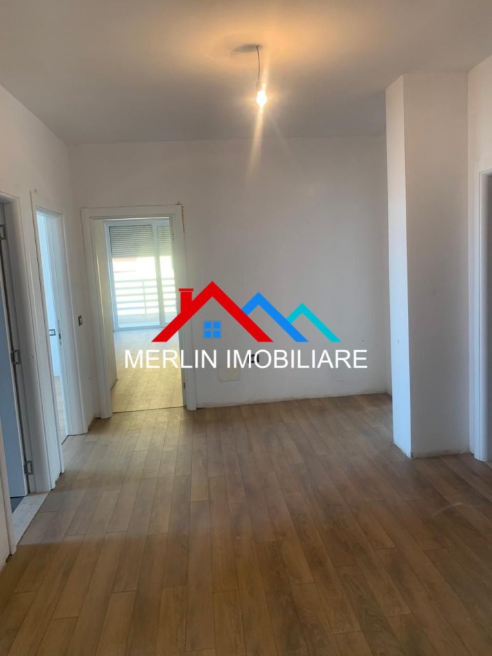 Tirane, shitet apartament 3+1 Kati 7, 195 m² 300.000 € (Xhanfize Keko)
