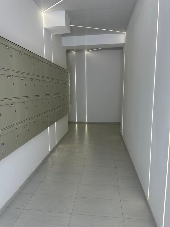 Tirane, jepet me qera apartament 1+1+Ballkon Kati 7, 65 m² 400 € (Pasho Hysa Rezidenca Kaim)