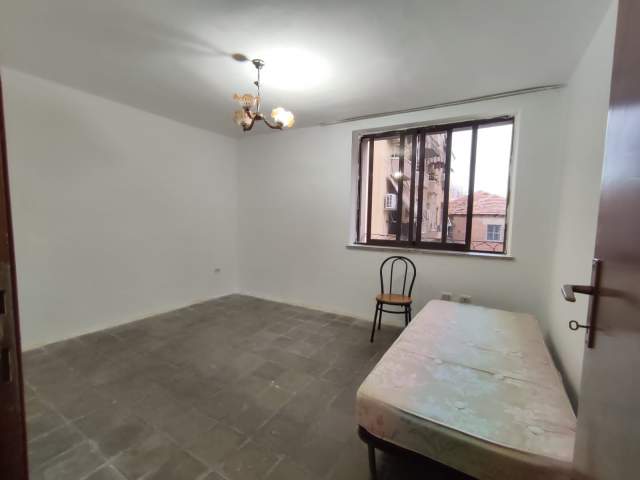 Tirane, jepet me qera apartament 1+1 Kati 3, 55 m² 250 Euro (brryli)