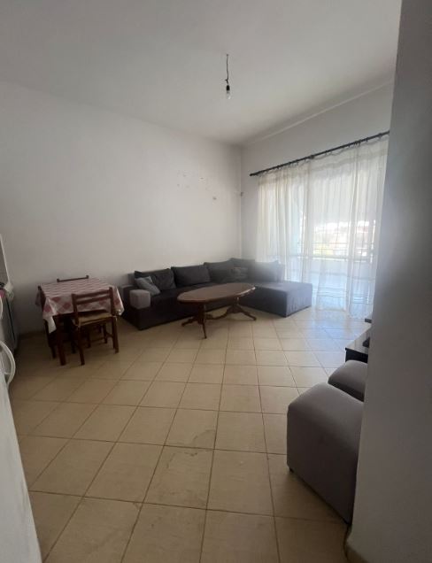 Tirane, jepet me qera apartament 1+1 Kati 1, 70 m² 350 € (Astir)