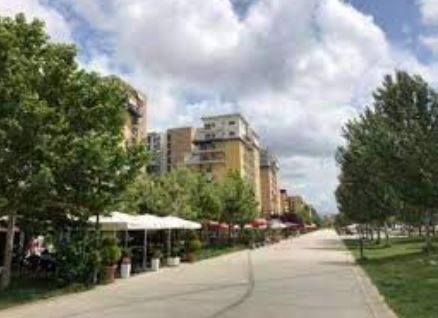 Tirane, jepet me qera apartament 2+1 Kati 5, 100 m² 500 € (ISH FUSHA E AVICIONIT)
