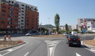 Tirane, jepet me qera apartament 2+1 Kati 2, 100 m² 350 € (Yzberisht)