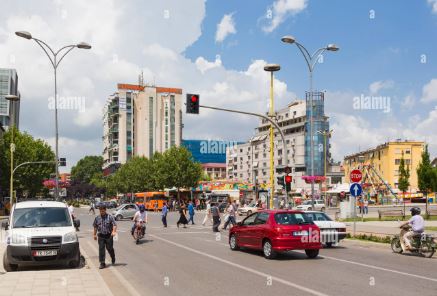 Tirane, jepet me qera apartament 2+1 Kati 5, 90 m² 900 € (Rruga e Kavajes)