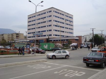 Tirane, jepet me qera apartament 1+1 Kati 5, 30 m² 320 € (Brryl)