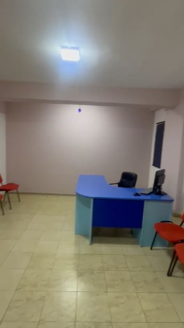 Tirane, shitet ambjent biznesi Kati -1, 205 m² 230.000 € (Rruga e Durresit)