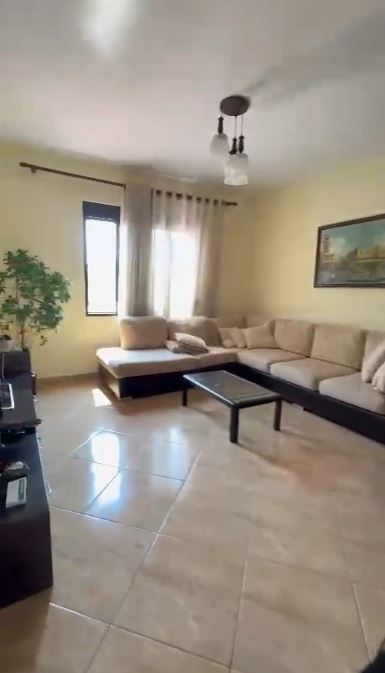 Tirane, jepet me qera apartament 2+1 Kati 2, 100 m² 447 € (Laprak)