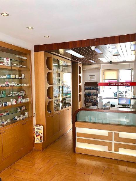 Tirane, jepet me qera dyqan Kati 0, 70 m² 700 Euro (Tirane)