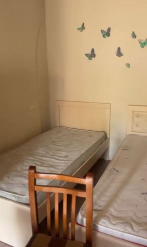 Tirane, jepet me qera apartament 1+1 Kati 1, 40 m² 250 € (Qytet studenti)