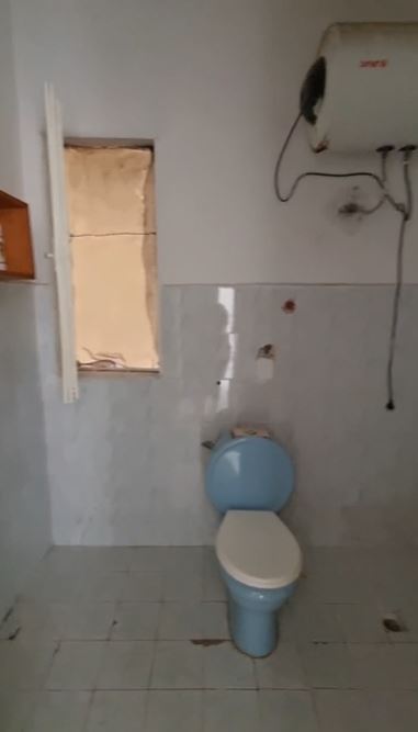 Tirane, jepet me qera apartament 1+1 Kati 2, 60 m² 250 € (Xhamllik)