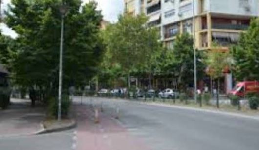 Tirane, jepet me qera ambjent biznesi Kati 0, 20 m² 200 € (Vasil Shanto)