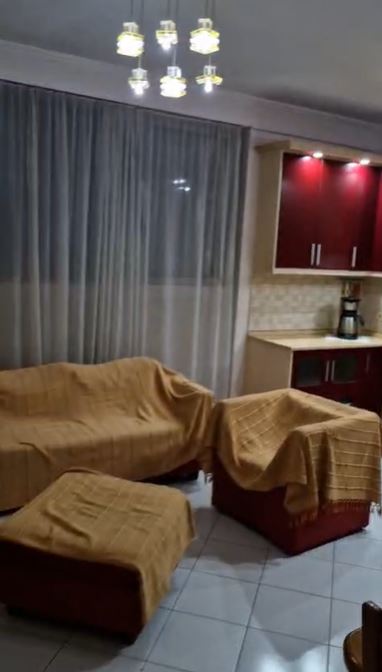 Tirane, jepet me qera apartament 2+1 Kati 3, 90 m² 400 € (DOGANA)