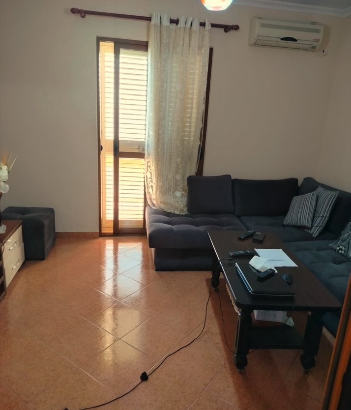 Tirane, jepet me qera Vile 3+1+Ballkon Kati 0, 262 m² 700 € (Vilat Gjermane)