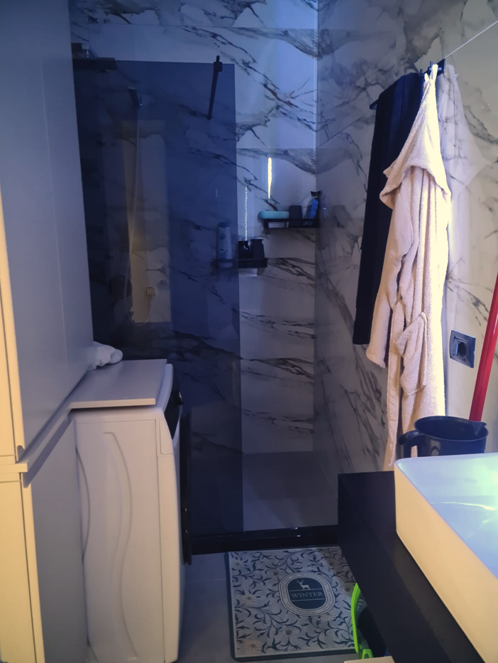 Tirane, shes apartament 3+1+Ballkon Kati 7, 117 m² 155.000 € (Fresk)