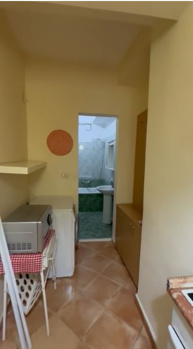 Tirane, jepet me qera apartament 1+1 Kati 3, 62 m² 540 € (MYSLYM SHYRI)