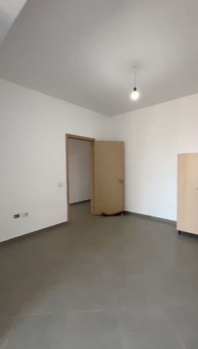 Tirane, jepet me qera apartament 2+1 Kati 3, 90 m² 400 € (Amerikan 3)