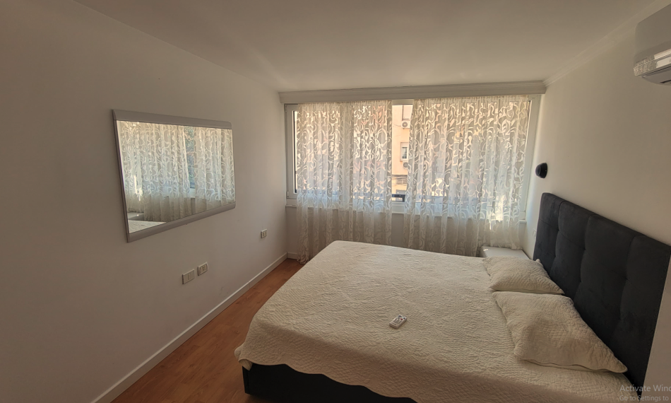 Tirane, shes apartament 2+1+Ballkon Kati 2, 85 m² 205.000 € (Bllok)