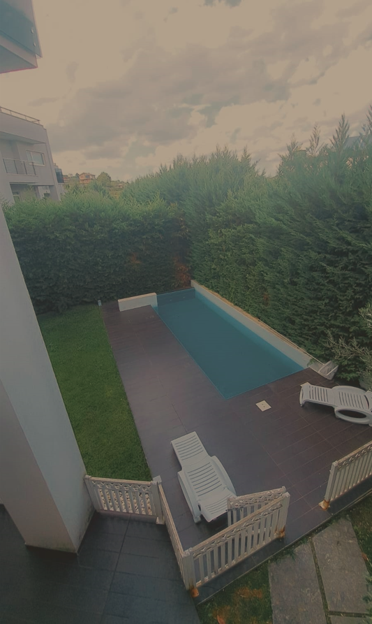Tirane, jepet me qera Vile 3 Katshe , 250 m² 3900 € (Rezidenca Akacia Hills)