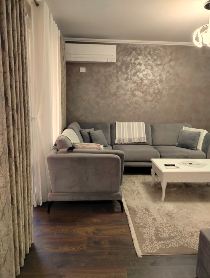 Tirane, shes apartament 2+1+Ballkon Kati 5, 113 m² 295.000 € (Selvia)