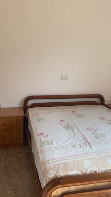 Tirane, jepet me qera apartament 1+1 Kati 2, 75 m² 350 € (Selite)