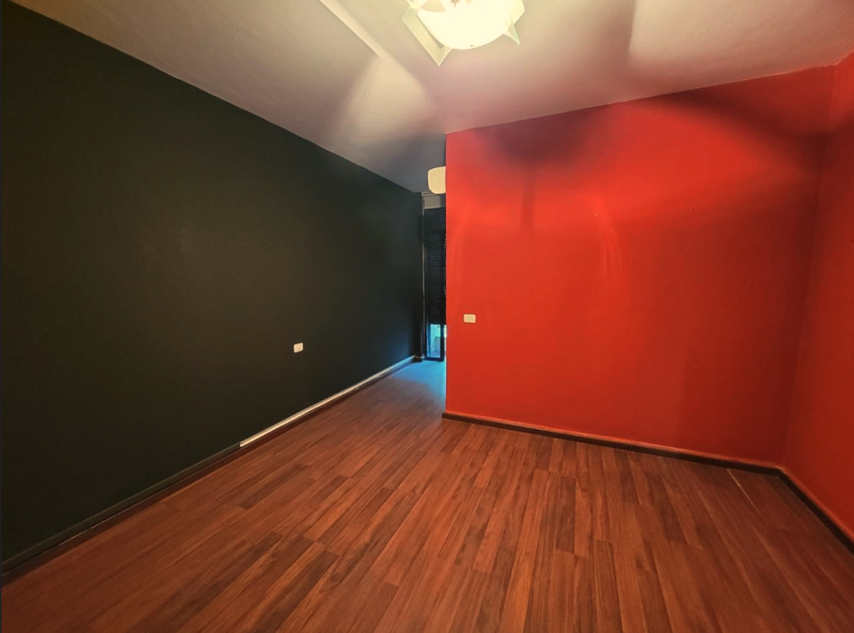 Tirane, jepet me qera zyre Kati 3, 120 m² 700 € (Rruga Panorama)