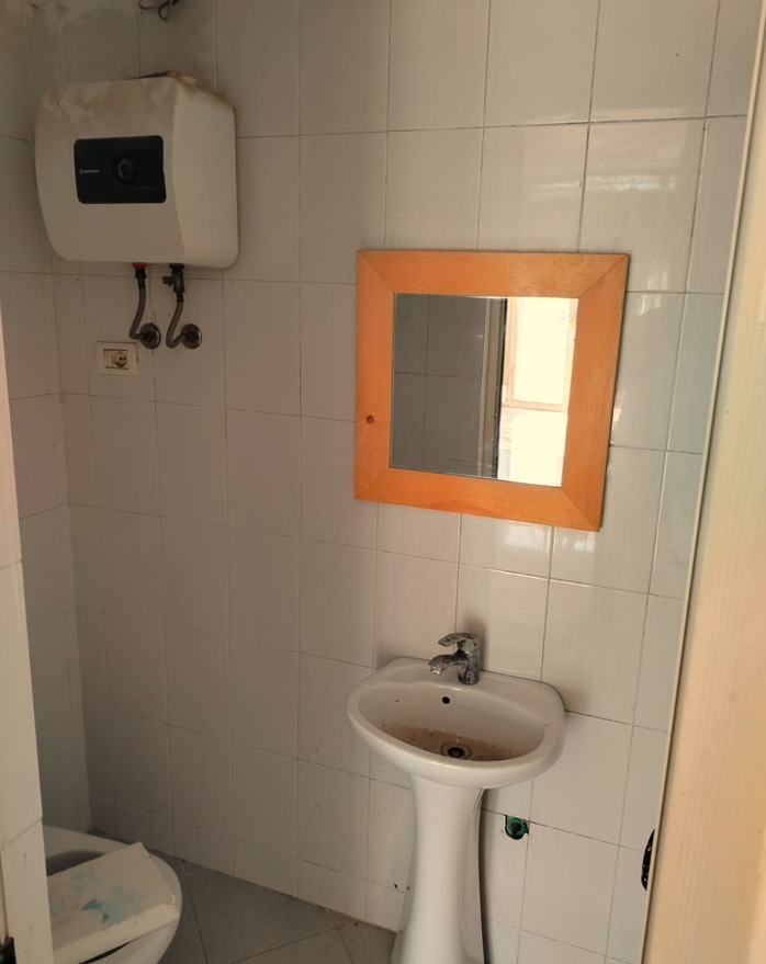 Tirane, shes ambjent biznesi Kati 0, 54 m² 110.000 € (Fabrika e Miellit)