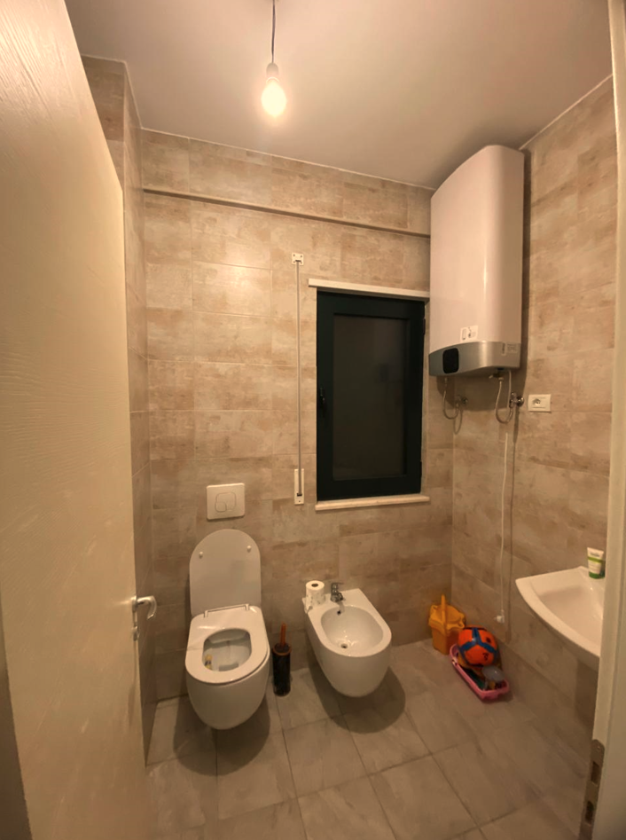 Tirane, shes apartament 2+1+Ballkon Kati 7, 117 m² 199.000 € (Green City)
