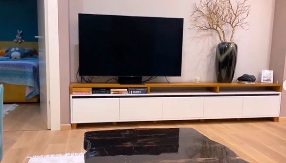 Tirane, shitet apartament 3+1+A+BLK 320.000  (Parku Olimpik)