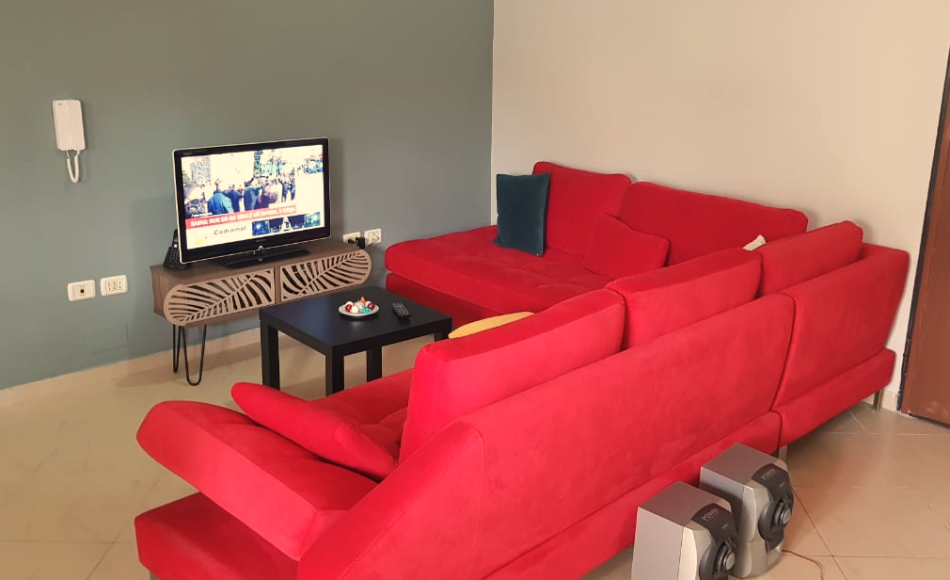 Tirane, jepet me qera apartament 2+1+Ballkon Kati 4, 100 m² 550 € (Kopshti Botanik)