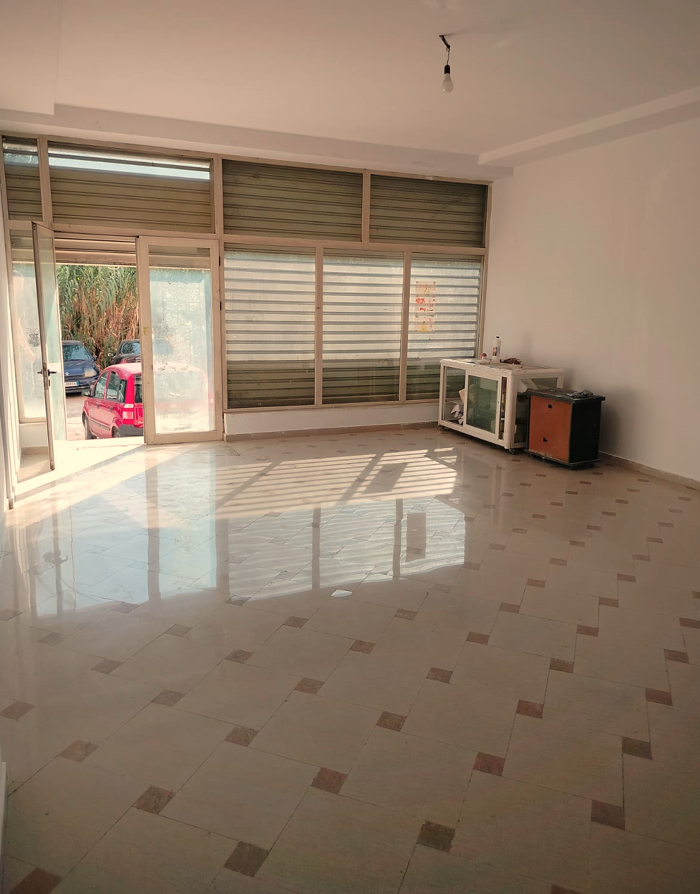Tirane, shes ambjent biznesi Kati 0, 54 m² 110.000 € (Fabrika e Miellit)