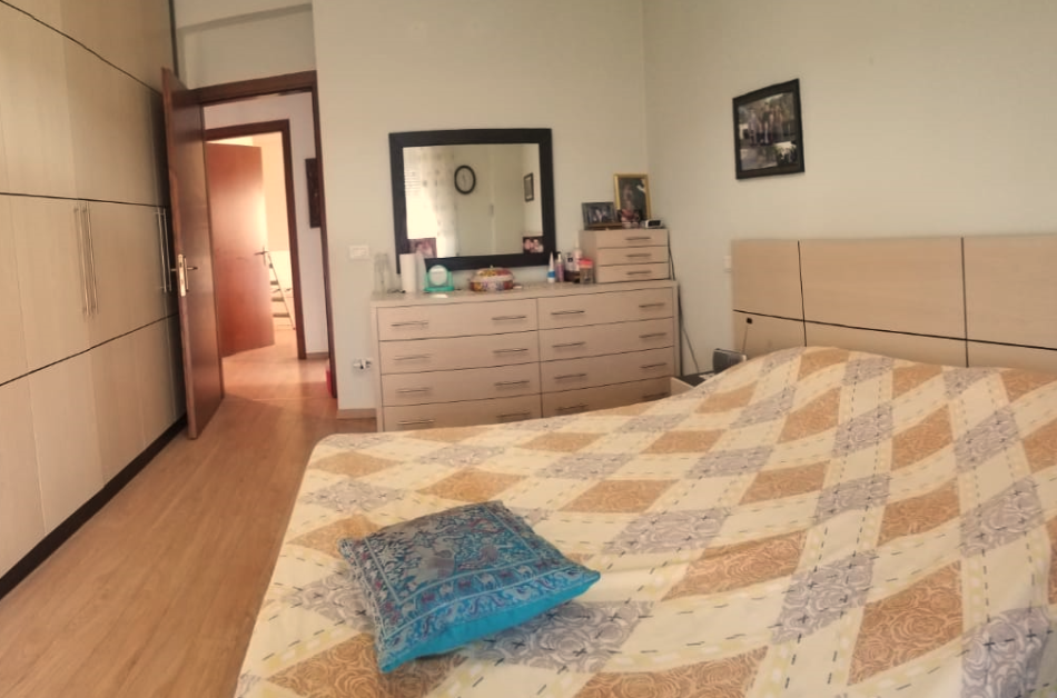 Tirane, jepet me qera apartament 2+1+Ballkon Kati 7, 100 m² 750 € (Pazari i Ri)