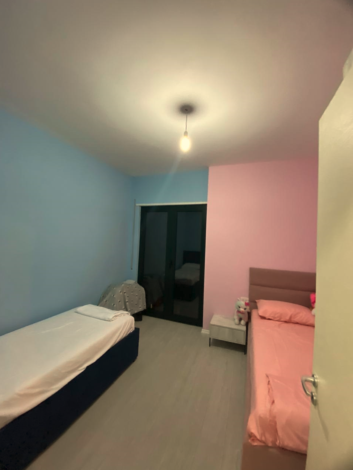 Tirane, shes apartament 2+1+Ballkon Kati 7, 117 m² 199.000 € (Green City)