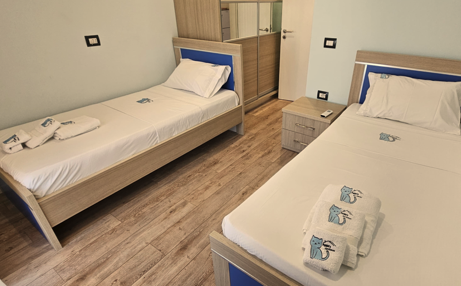 Sarande, jepet me qera apartament 2+1+2+BLK Kati 5, 450 euro, 100 m² (Sarande)
